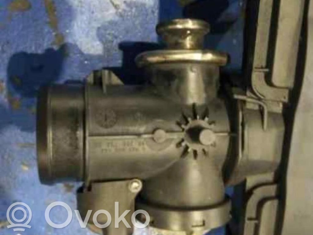 Peugeot 206+ Throttle valve 
