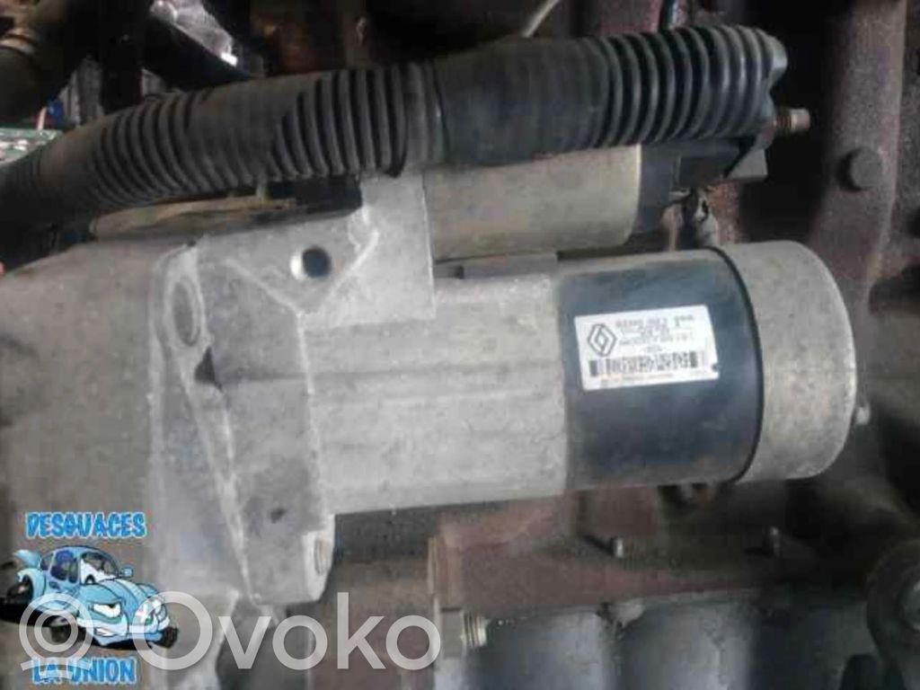 Starter motor   8200021396