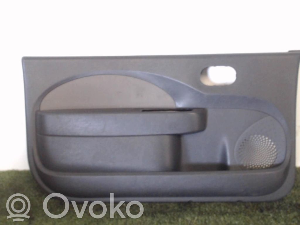 Etuoven verhoilu   8200526988,8200526988