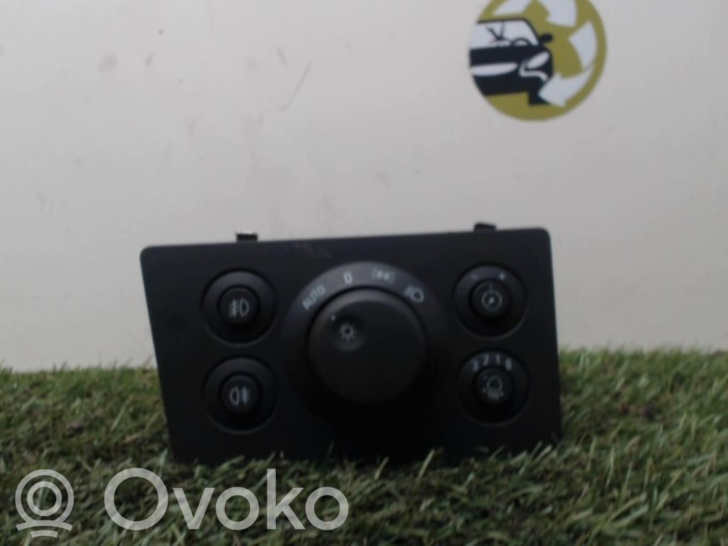 Opel Zafira B Interruptor de luz
