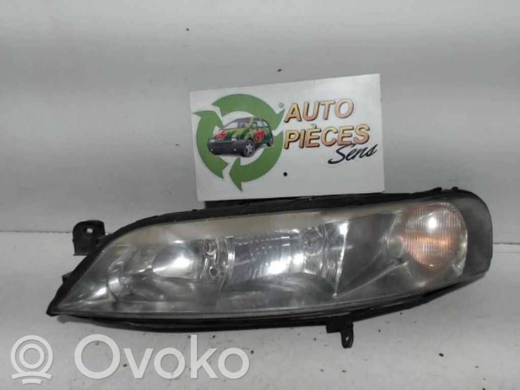 Opel Vectra B Headlight lense 
