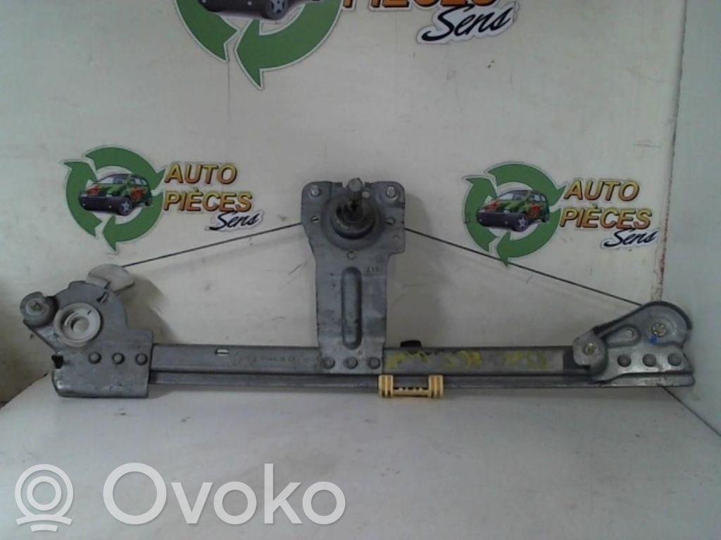 Regulador manual de la ventanilla trasera   8200401617,8200401617