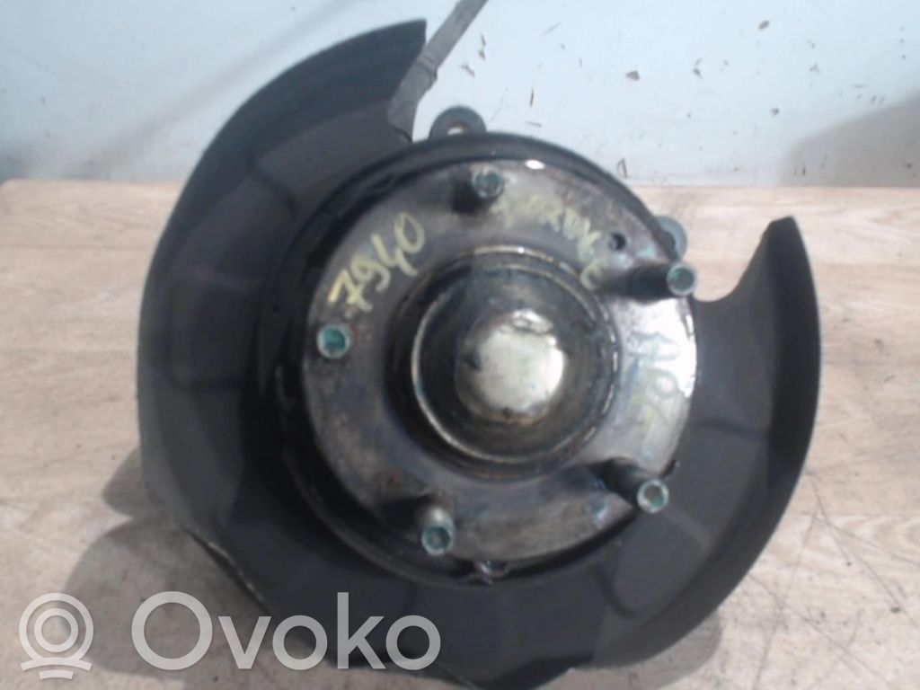 KIA Sportage Cubo de rueda trasera 