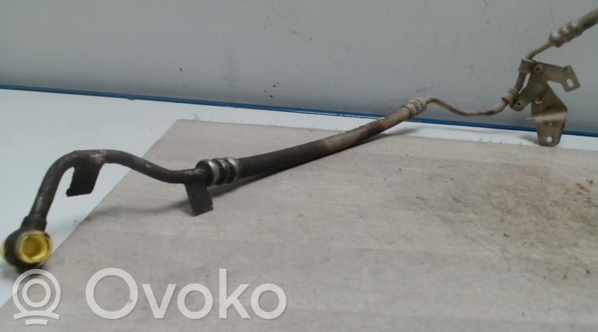 Ilmastointilaitteen putki (A/C)