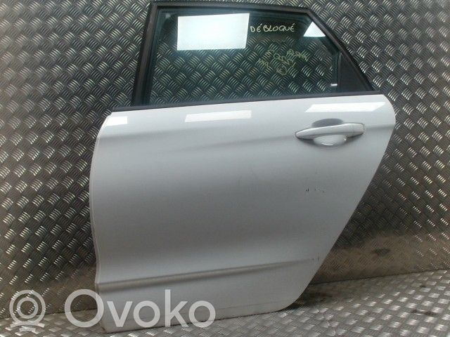 Puerta trasera   9006R9,9006R9