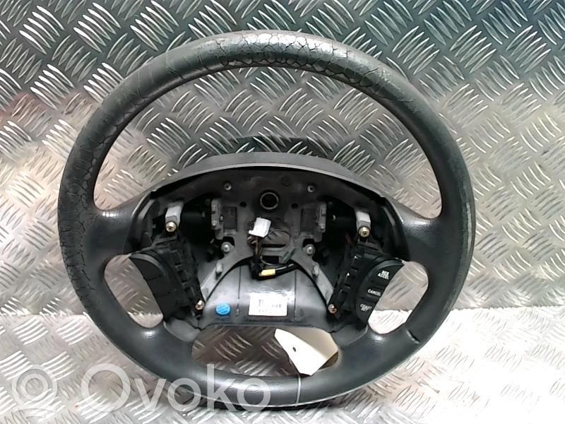KIA Carnival Ohjauspyörä 