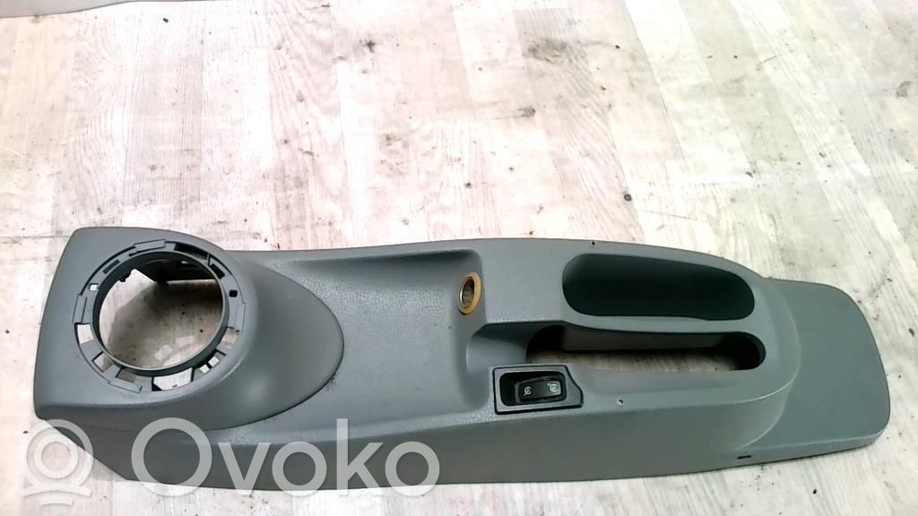 Renault Modus Keskikonsoli 