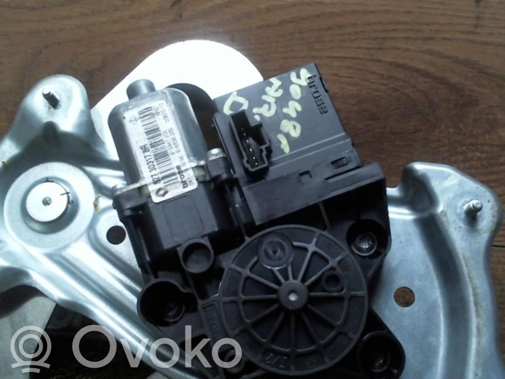 Renault Scenic III - Grand scenic III Macara geam spate fără motor