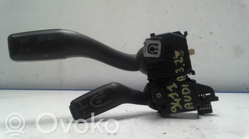 Audi A3 S3 8L Butoane/comutatoare pe volan 