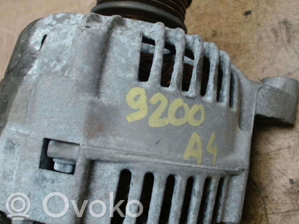 Audi A4 S4 B5 8D Generatorius 