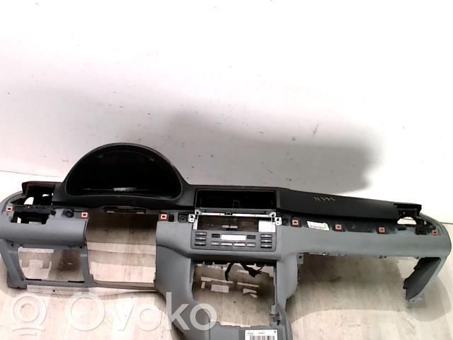 BMW 3 E46 Tableau de bord 