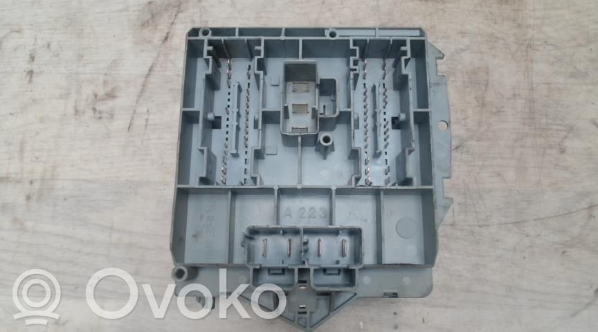 Fiat Punto (188) Set scatola dei fusibili 