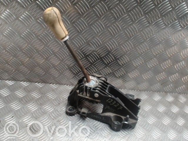 Toyota Yaris Leva del cambio/selettore marcia 