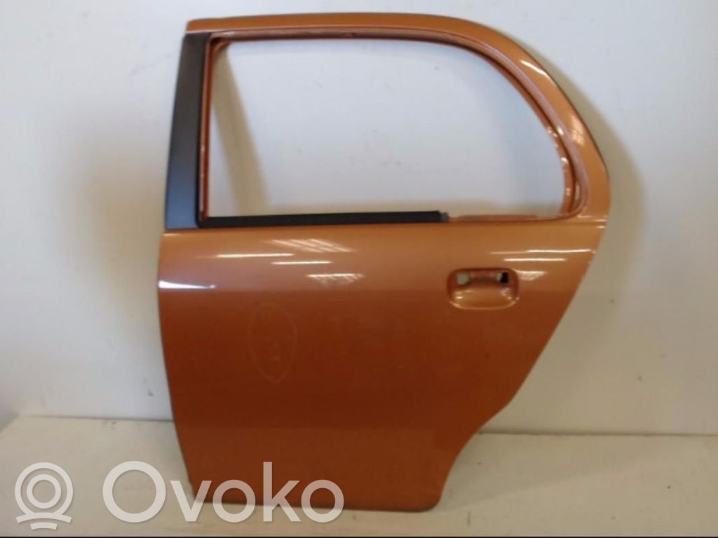 Daihatsu Trevis Puerta trasera 