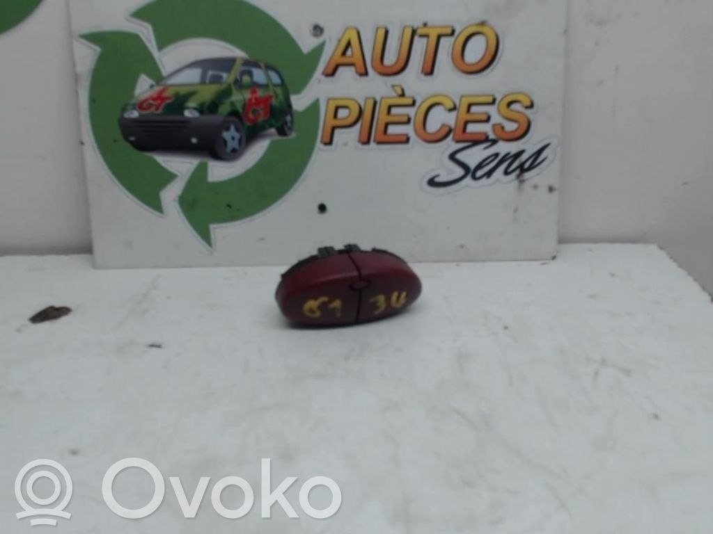 Peugeot 206 Interruttore luci di emergenza 