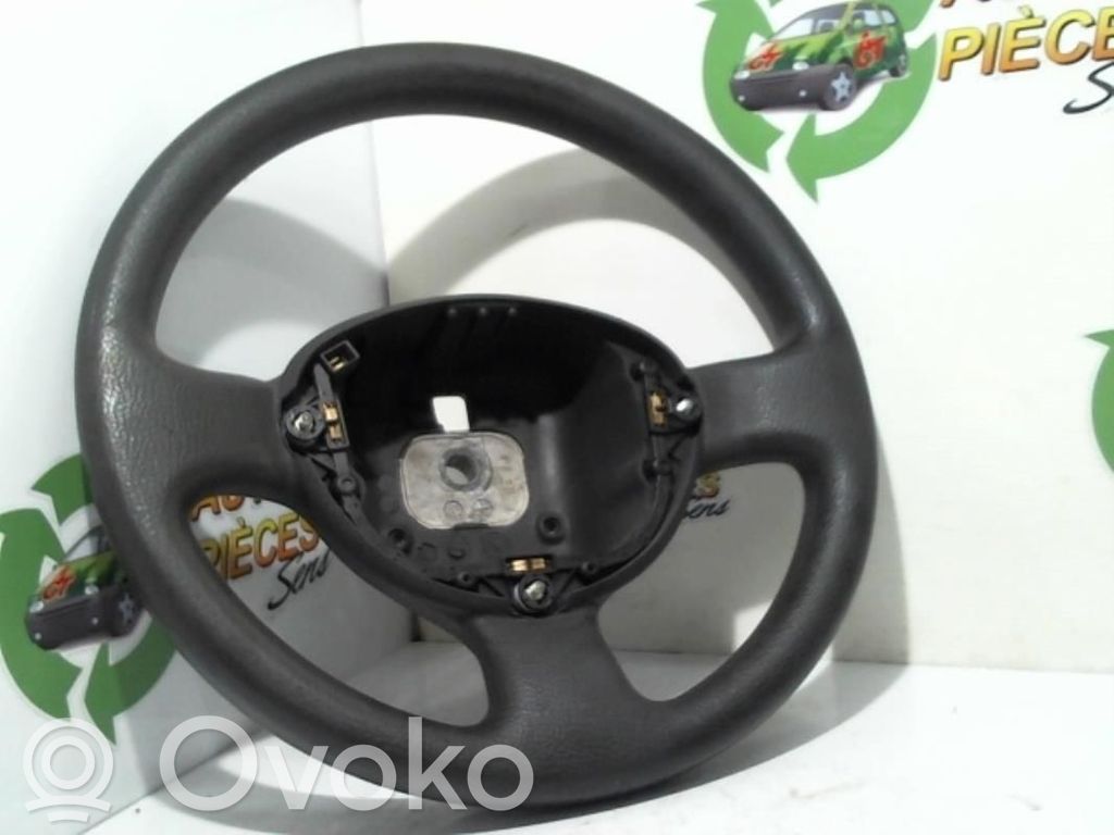 Fiat Punto (188) Ohjauspyörä 