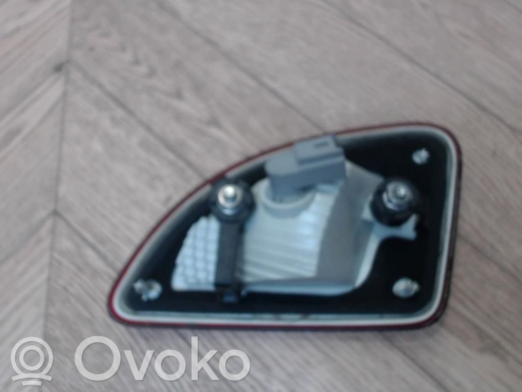 Renault Twingo II Luci posteriori 