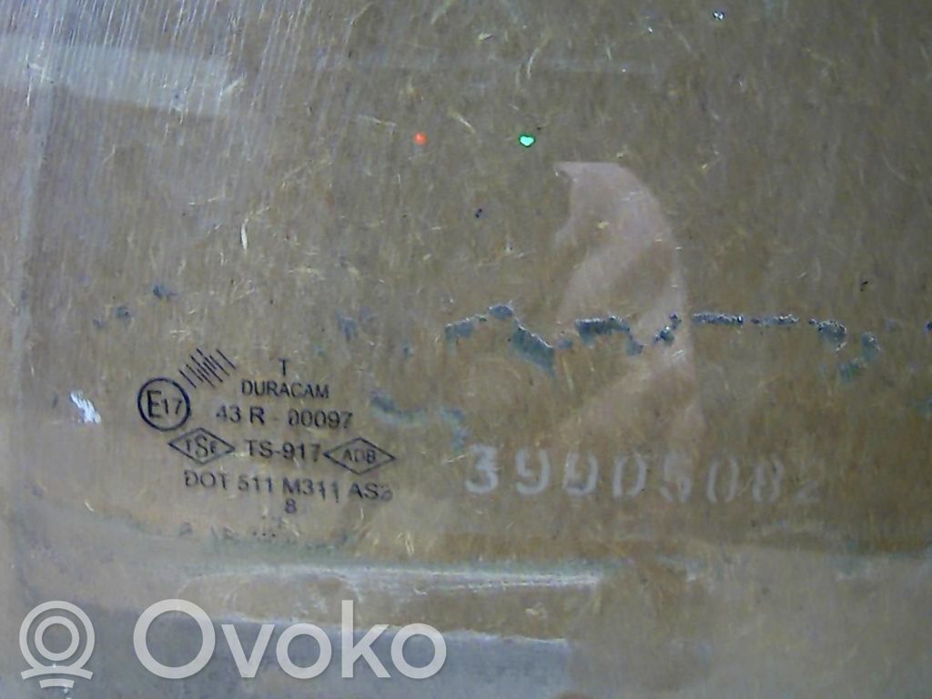 Takaoven ikkunalasi   8200396077,8200396077