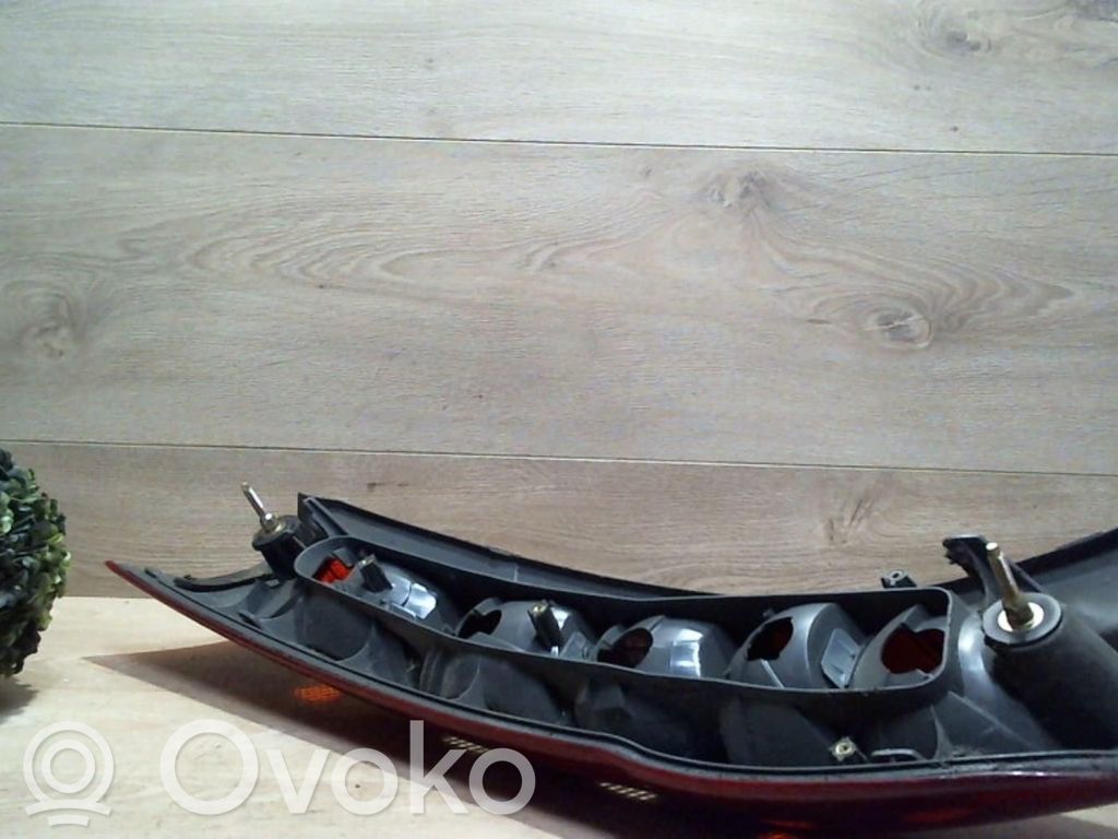 Fiat Punto (176) Lampă spate în caroserie