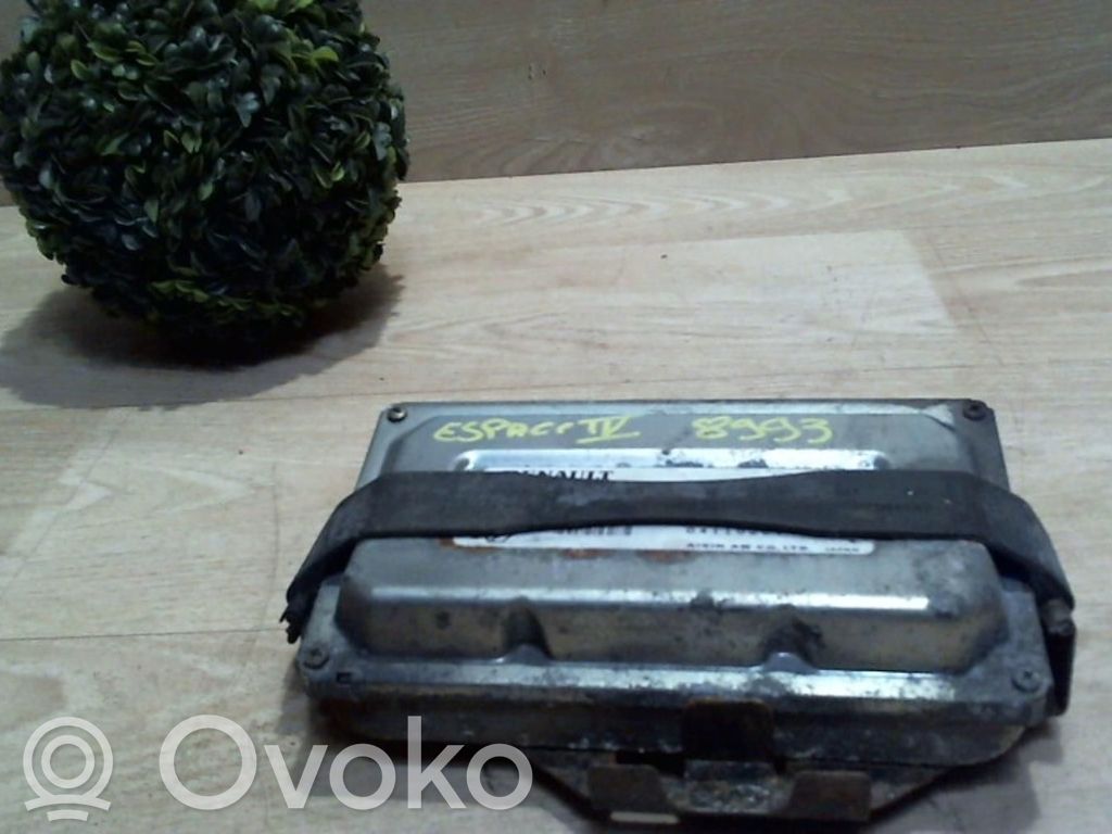 Unidad de control/módulo del motor   8200156879,8200156879