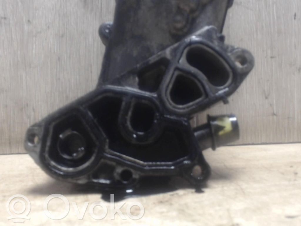 Citroen Xsara Picasso Mocowanie / uchwyt filtra oleju 