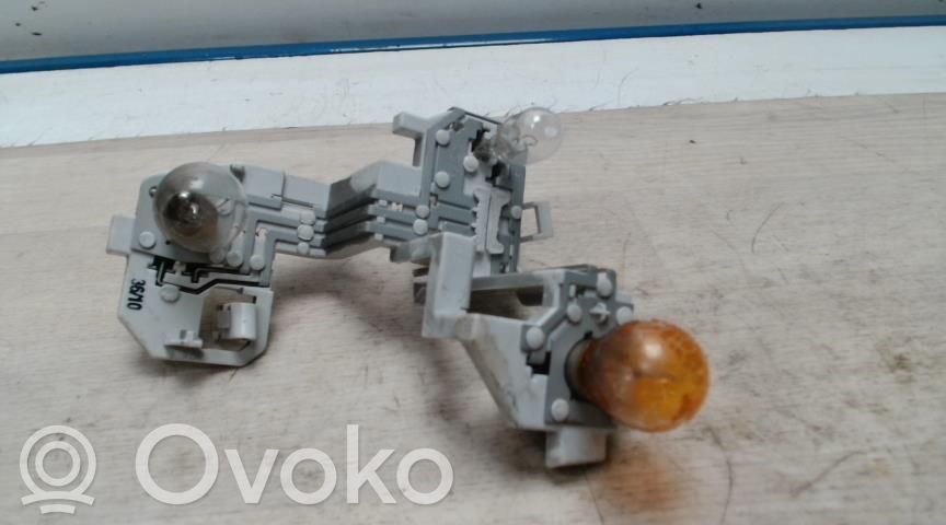 Ford Fiesta Lampă număr 