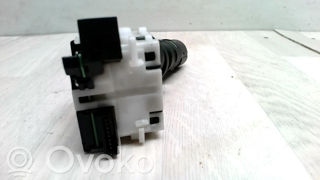Nissan Qashqai Boutons / interrupteurs volant