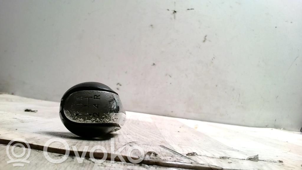 Toyota Corolla Verso E121 Buton/manșon piele manetă schimbător viteze