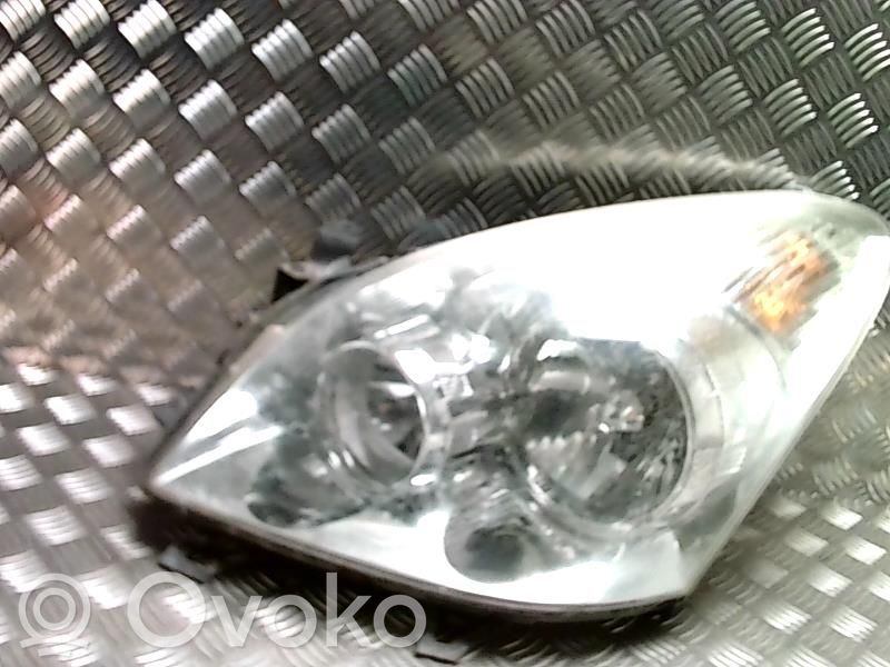 Scheinwerferglas   811700F060,811700F060