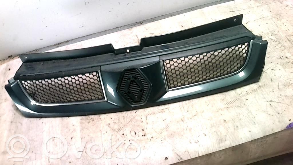 Renault Trafic II (X83) Griglia anteriore
