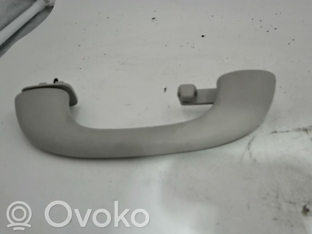 Peugeot 308 Un set di maniglie per il soffitto