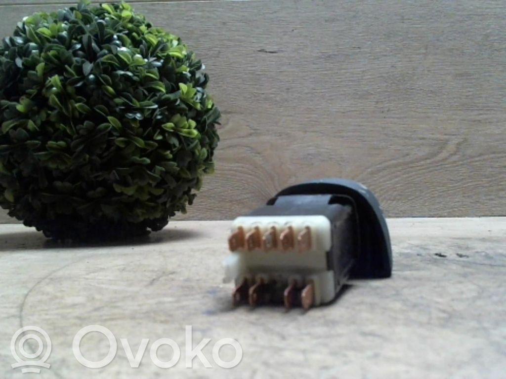 Hazard light switch   7700435536,7700435536