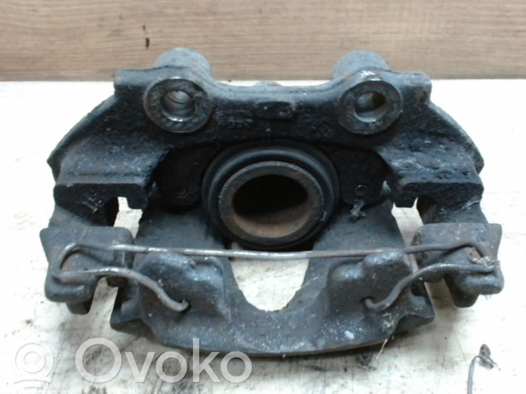 Opel Tigra A Zacisk hamulcowy przedni 
