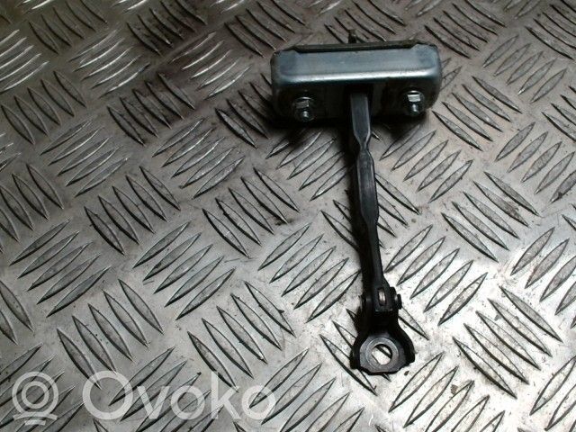 Toyota Corolla Verso AR10 Boucle de verrouillage porte avant / crochet de levage