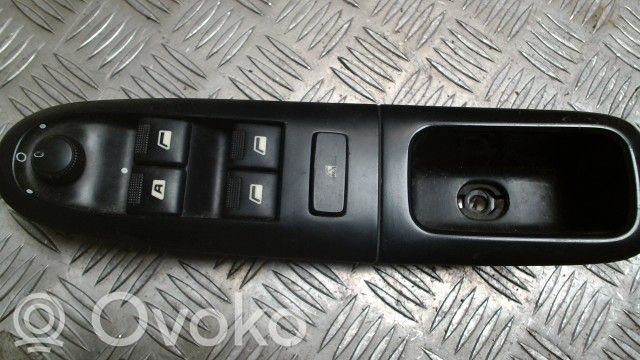 Peugeot 406 Interruptor del elevalunas eléctrico 