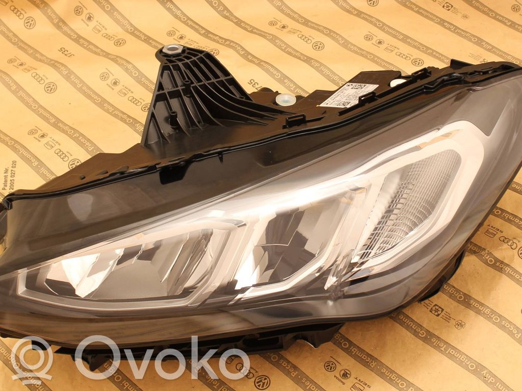 BMW 2 Active Tourer U06 Scheinwerfer 