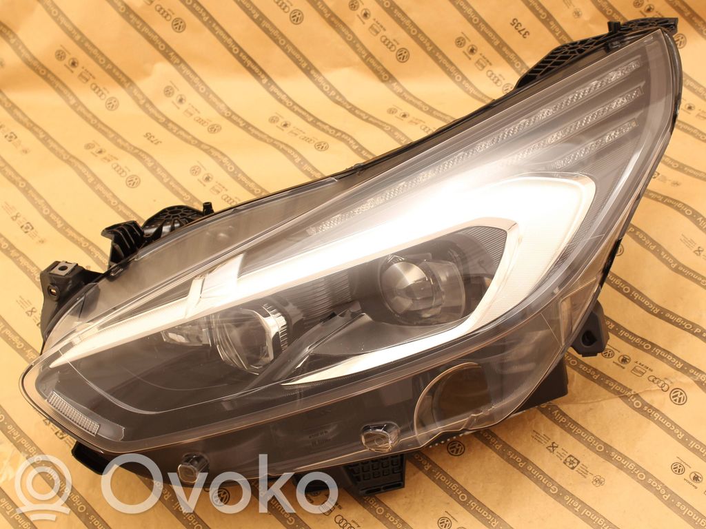 Headlight/headlamp   EM2B13W030CS