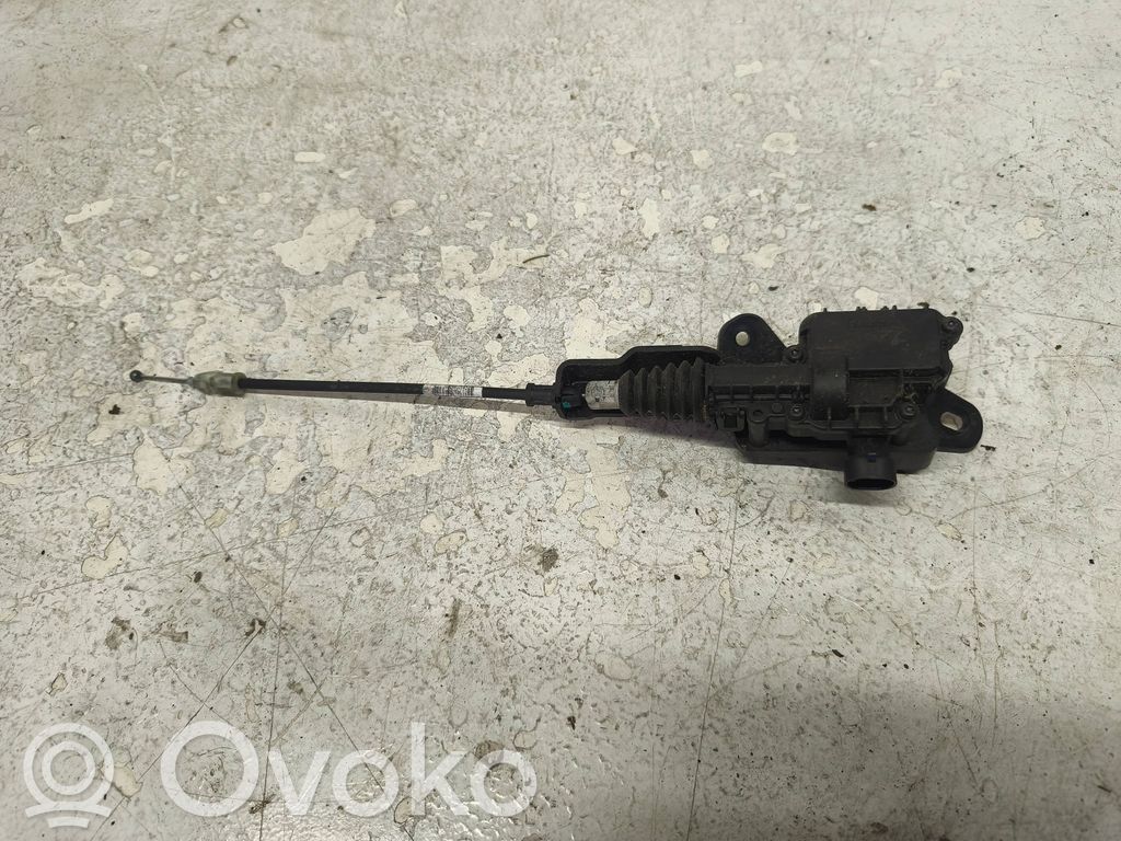 Tesla Model 3 Spyna variklio dangčio 