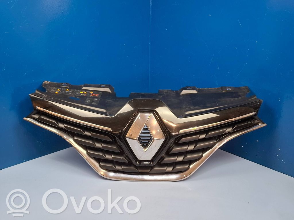 Renault Kadjar Front bumper upper radiator grill 