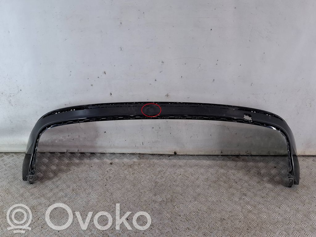 Volkswagen Tiguan Moldura inferior del parachoques trasero 