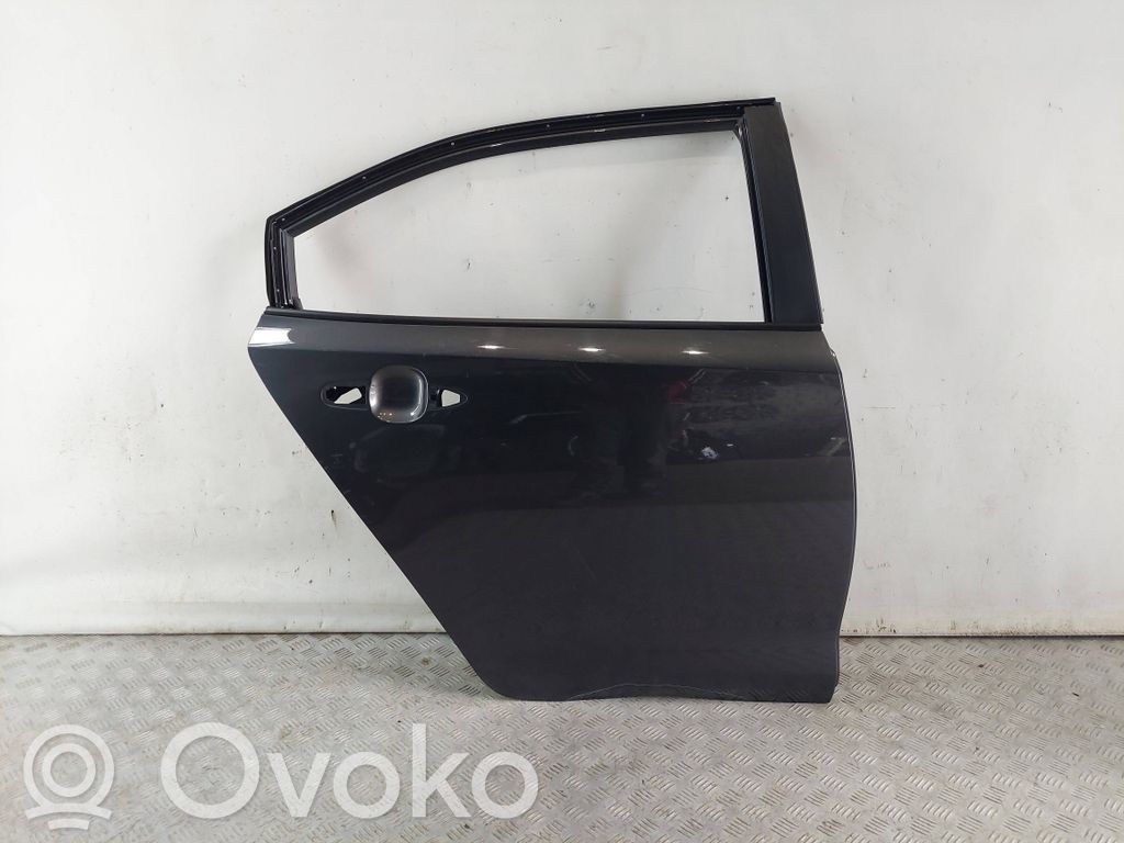 Toyota Corolla E210 E21 Puerta trasera 