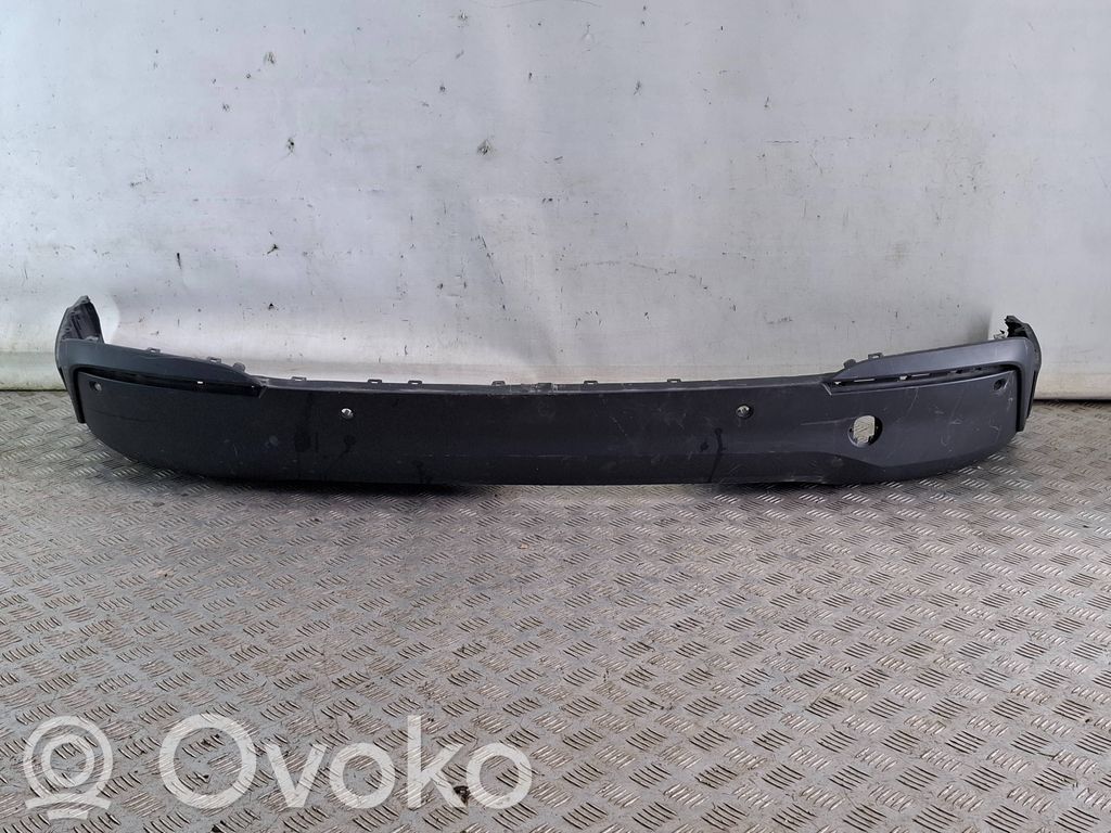 Volkswagen Tiguan Moldura inferior del parachoques trasero 