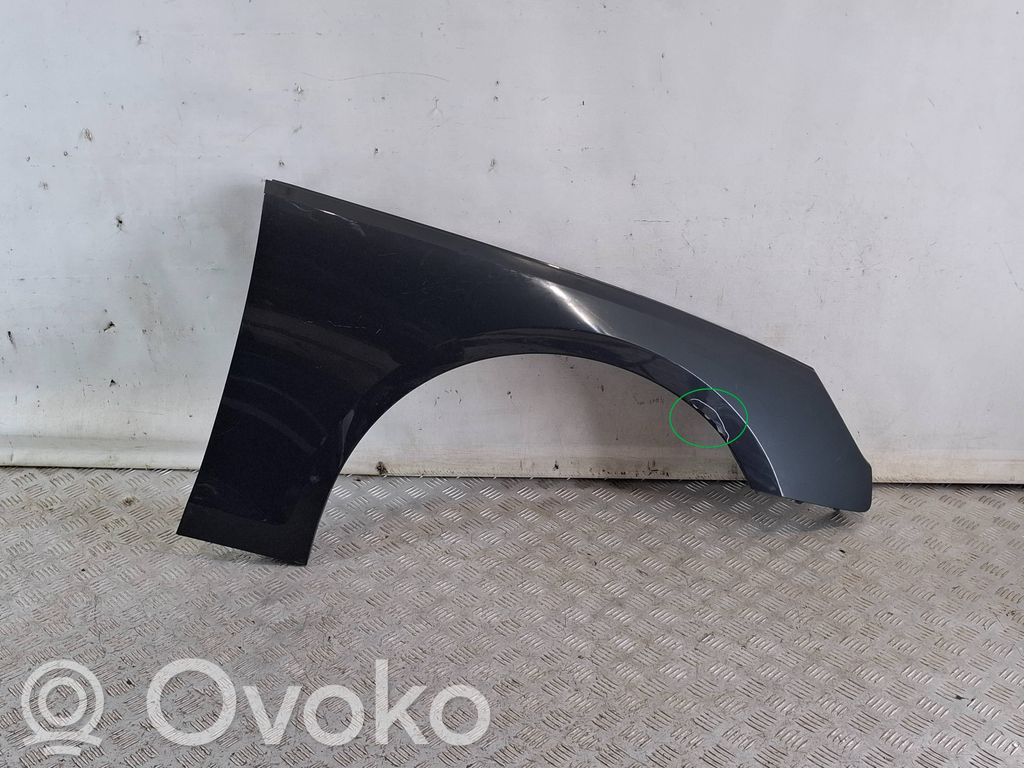 Błotnik przedni   8W0821106
