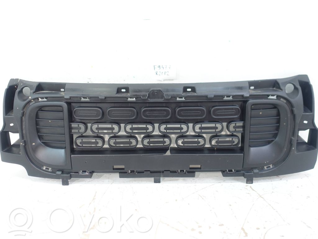 Citroen Berlingo Rejilla inferior del parachoques delantero 