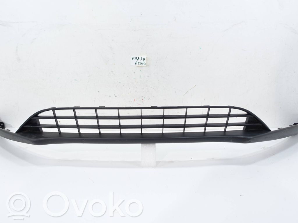 Ford Focus Borde del parachoques delantero 