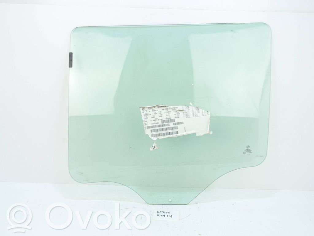 Fiat Doblo Rear door window glass 