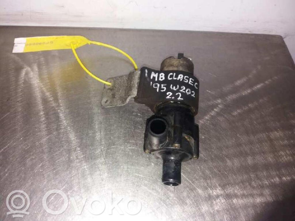 Mercedes-Benz C W202 Pompa dell’acqua