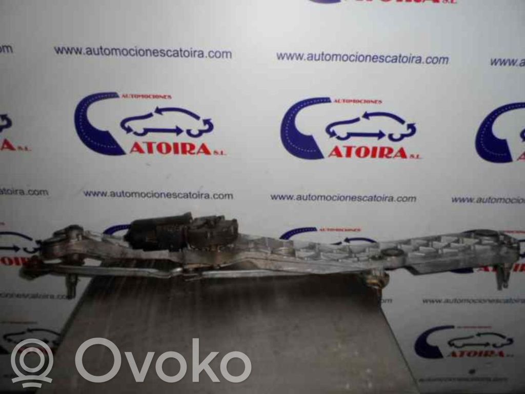 Motor și paralelogram ștergător parbriz