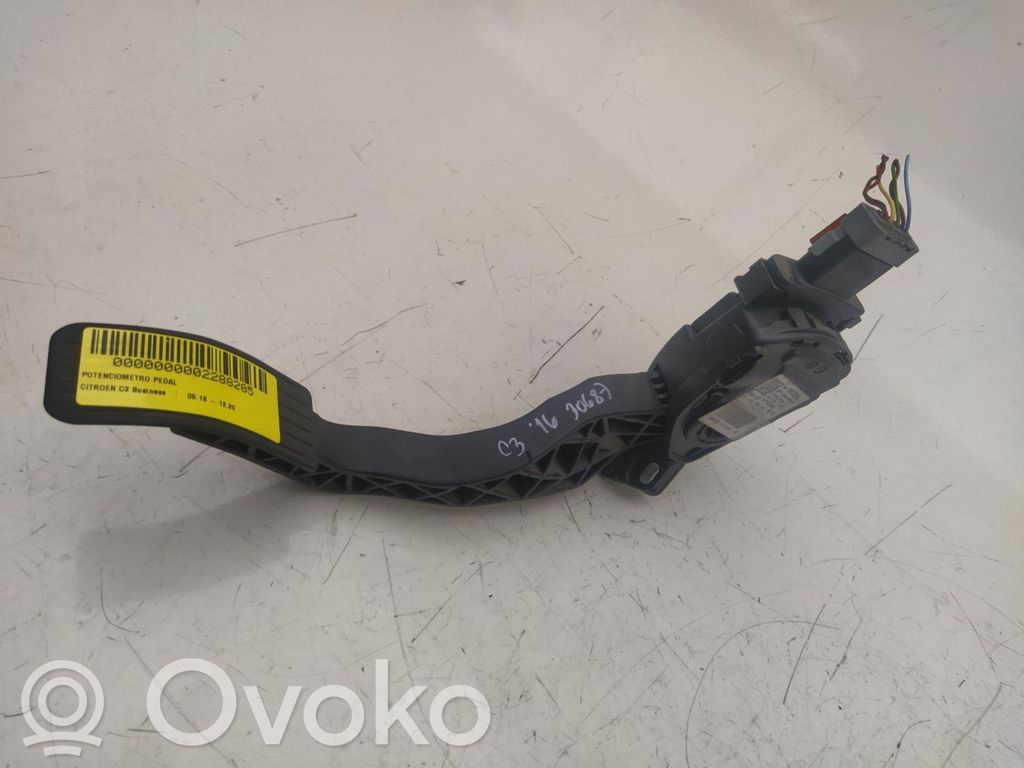 Accelerator throttle pedal   9671433780