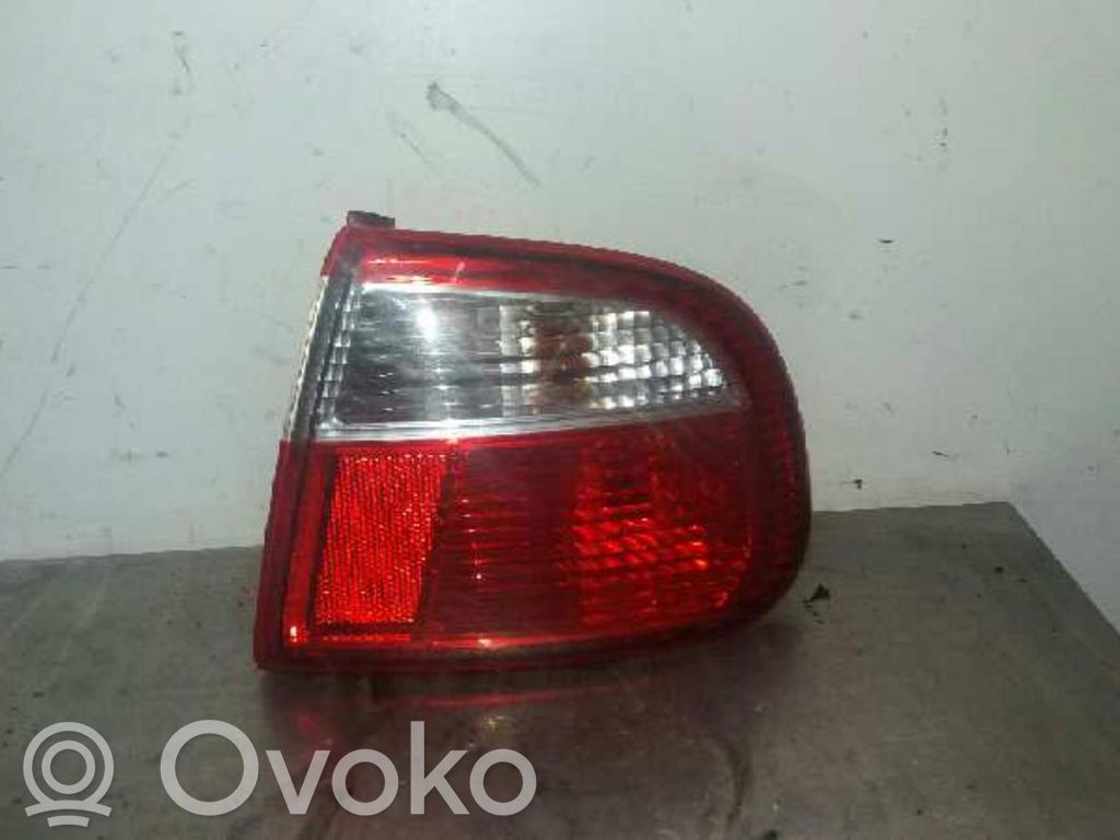Luz trasera/de freno   1M5945096B